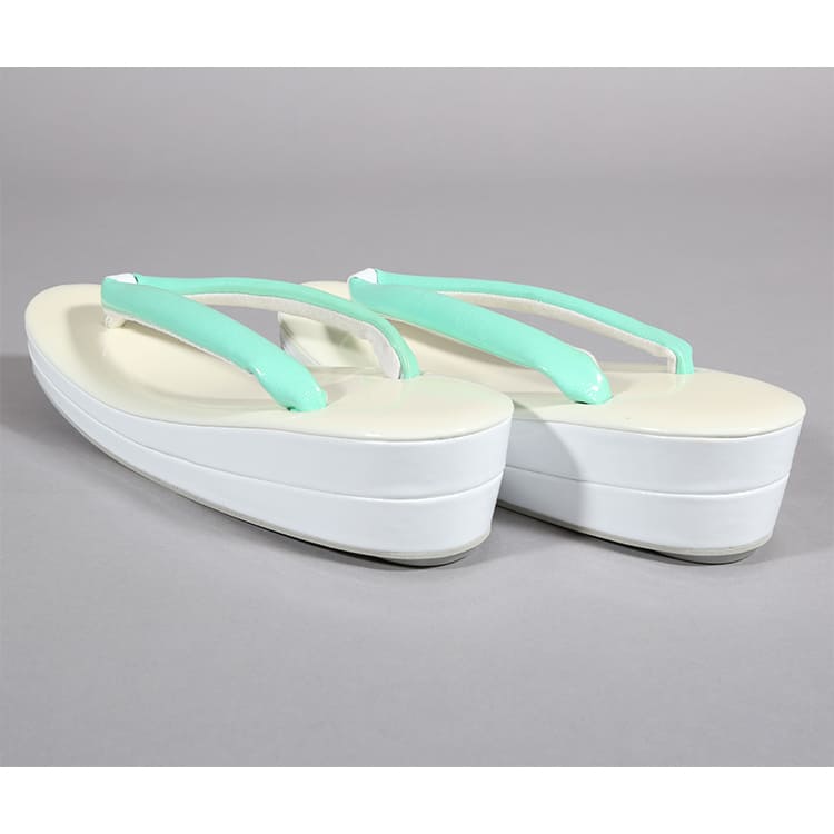 草履バック　緑とクリーム色