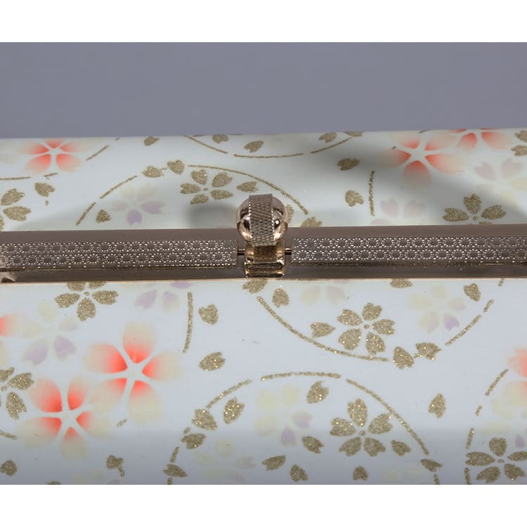 草履バッグ　クリームと薄紫　金彩の小桜