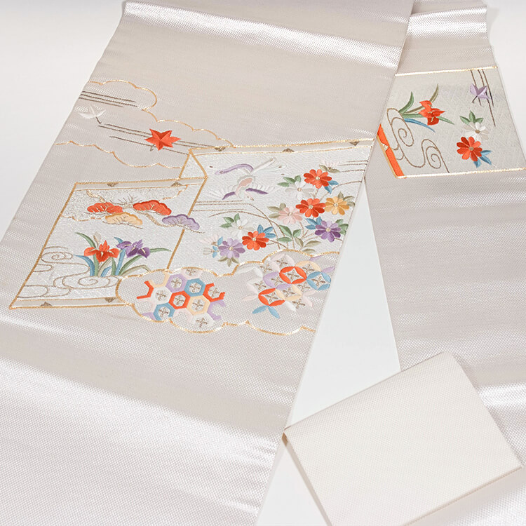 ローケツ桜柄と銀地刺繍帯　小紋、名古屋帯セット